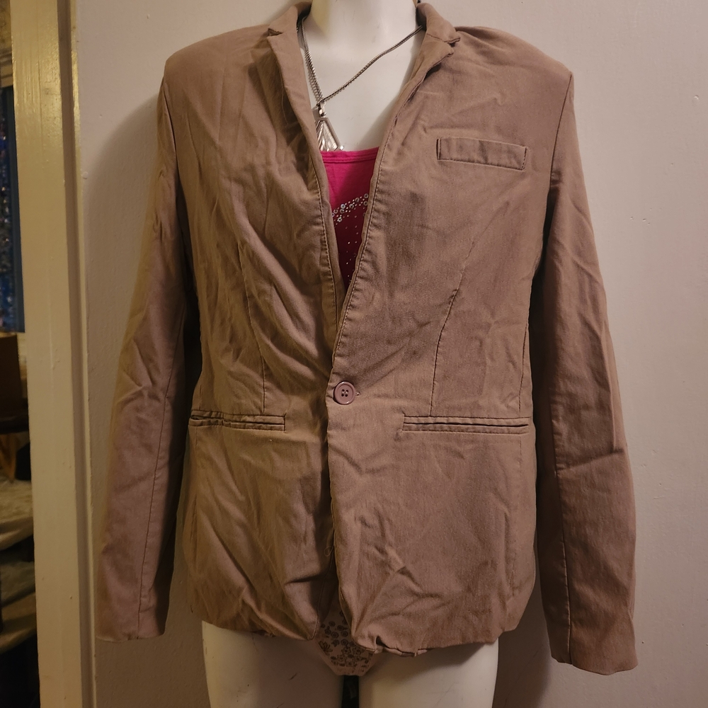 *** 2/$20*** UK2LA Tan Blazer